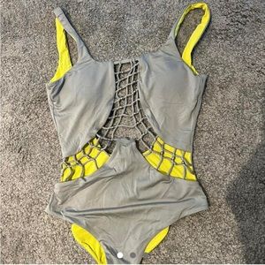 Dolce Vita one-piece